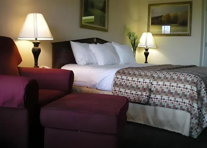 Quality Inn Bessemer I-20 Exit 108
