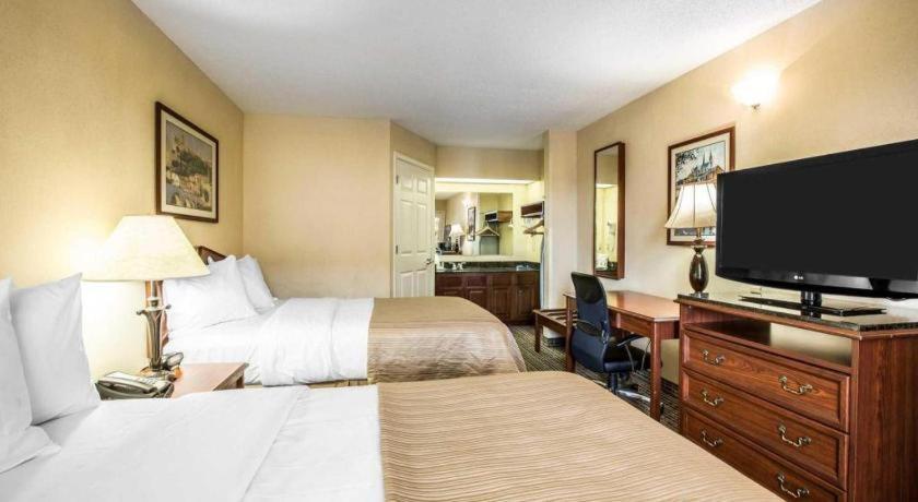Quality I-20 Exit 108 Hotel 2*