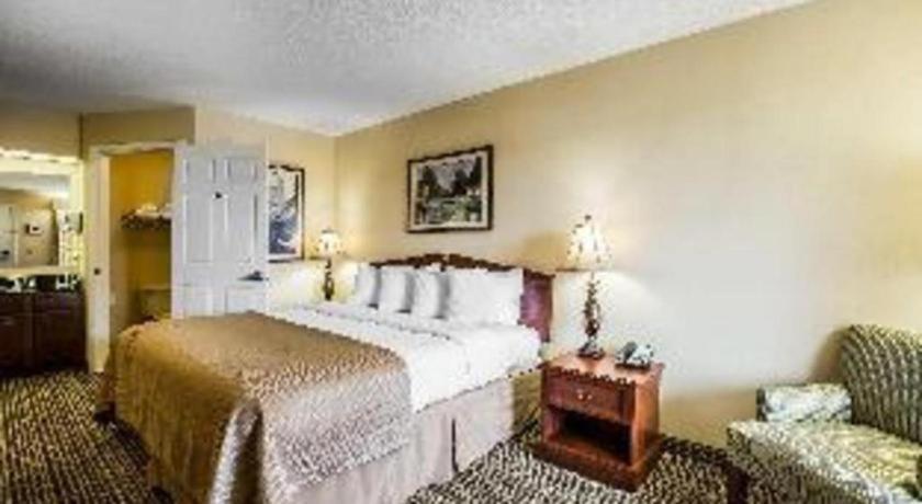 Hotel Quality I-20 Exit 108 2*