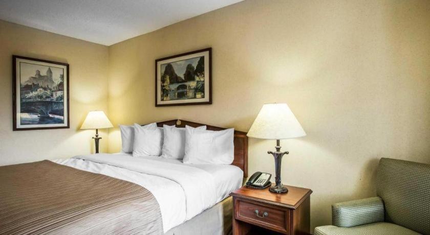 Quality I-20 Exit 108 Hotel 2*