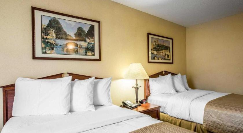 Hotel Quality I-20 Exit 108 2*