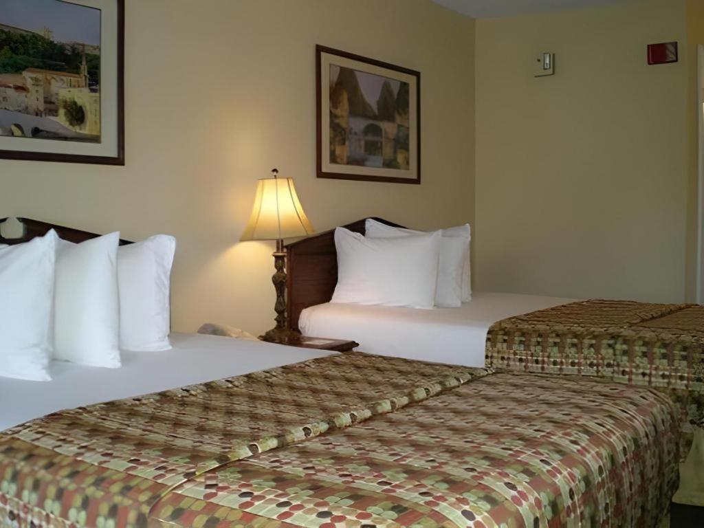 Quality I-20 Exit 108 Hotel